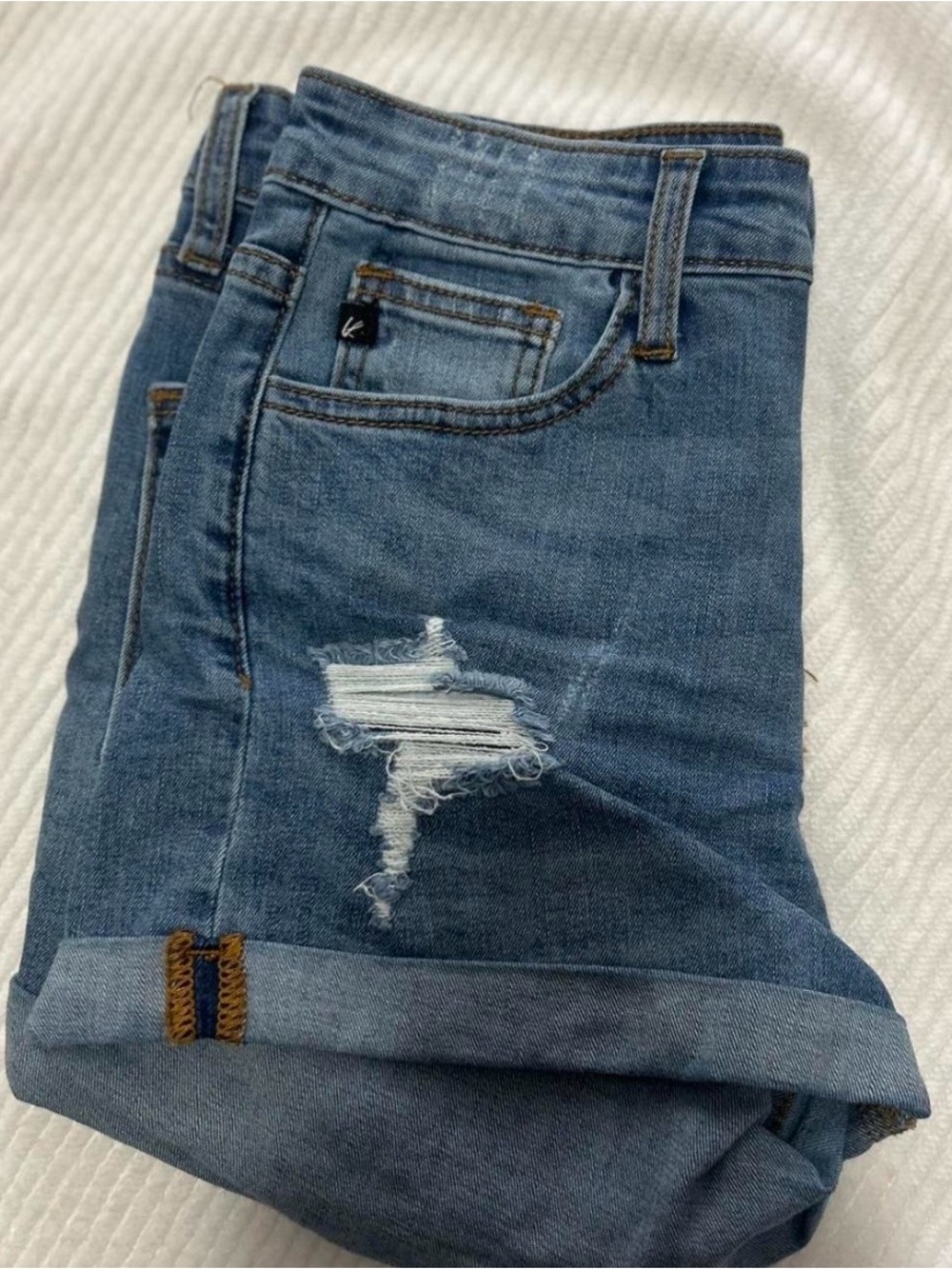 KanCan blue denim shorts
size 25 #kancan #denim